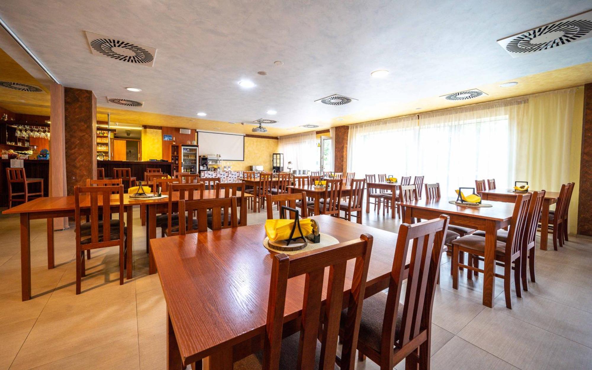 Brumov Hotel Arena מראה חיצוני תמונה