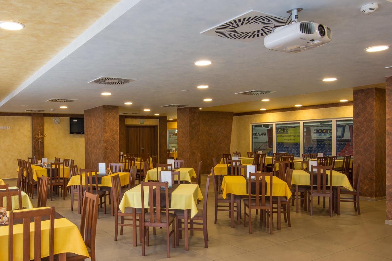 Brumov Hotel Arena מראה חיצוני תמונה