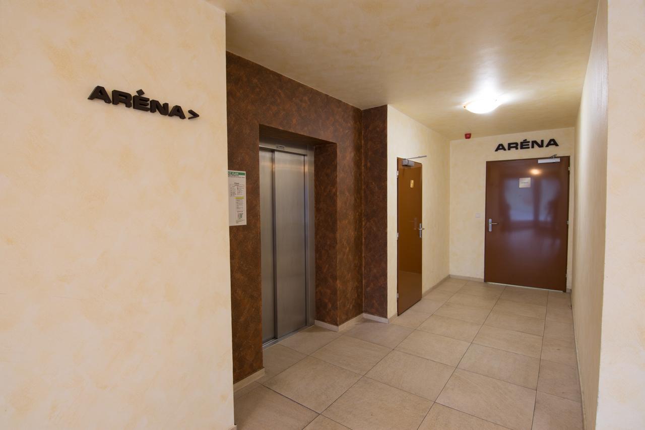 Brumov Hotel Arena מראה חיצוני תמונה