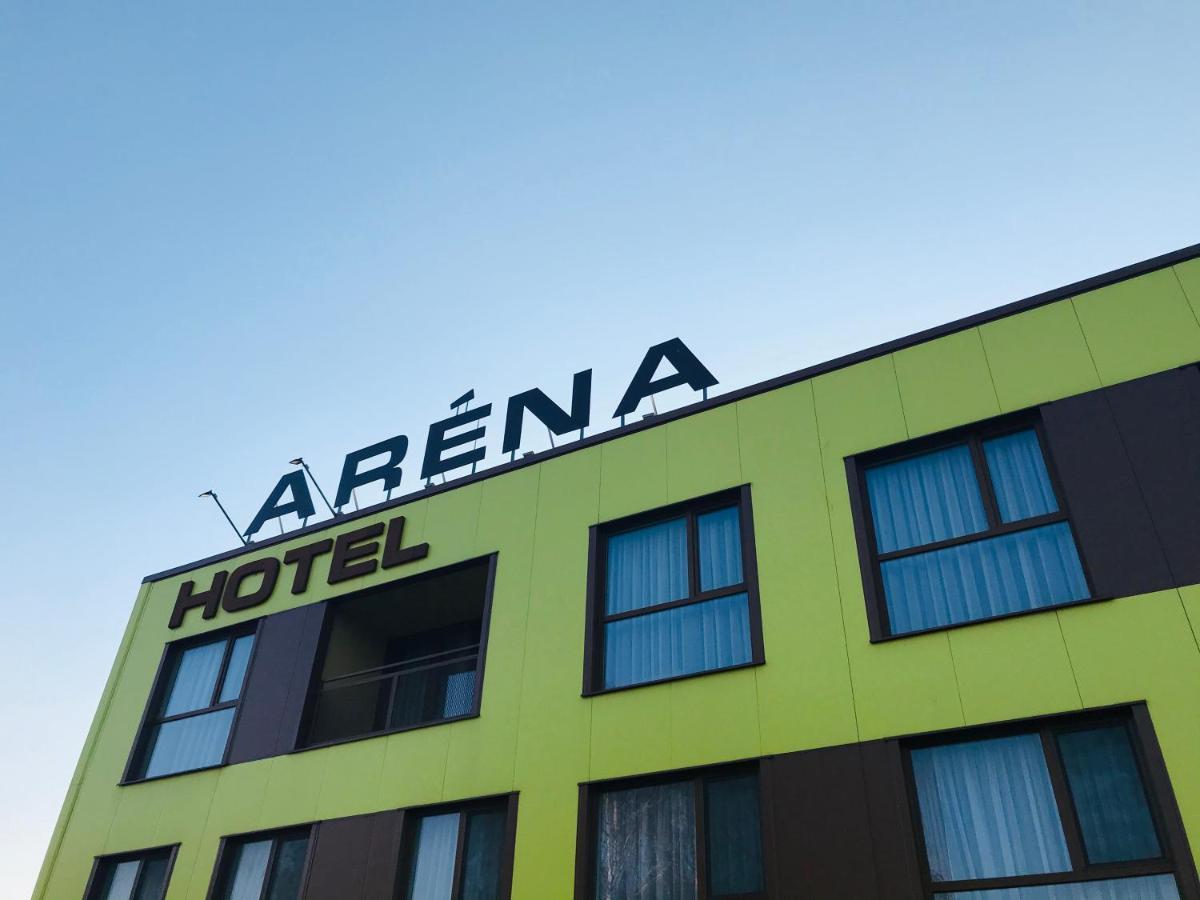 Brumov Hotel Arena מראה חיצוני תמונה